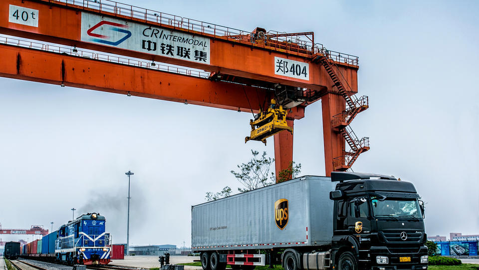 UPS dodaja nove postaje na trgovski poti kontejnerskih vlakov med Hamburgom in Kitajsko 