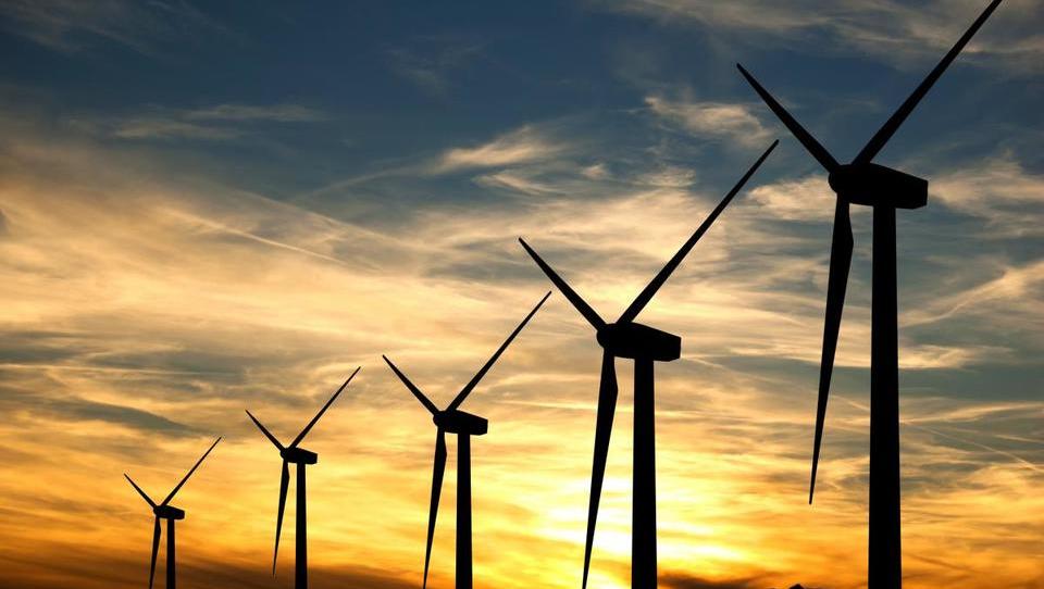 Transformatorji za največjo vetrno elektrarno v Evropi bodo iz Kolektorja Etre