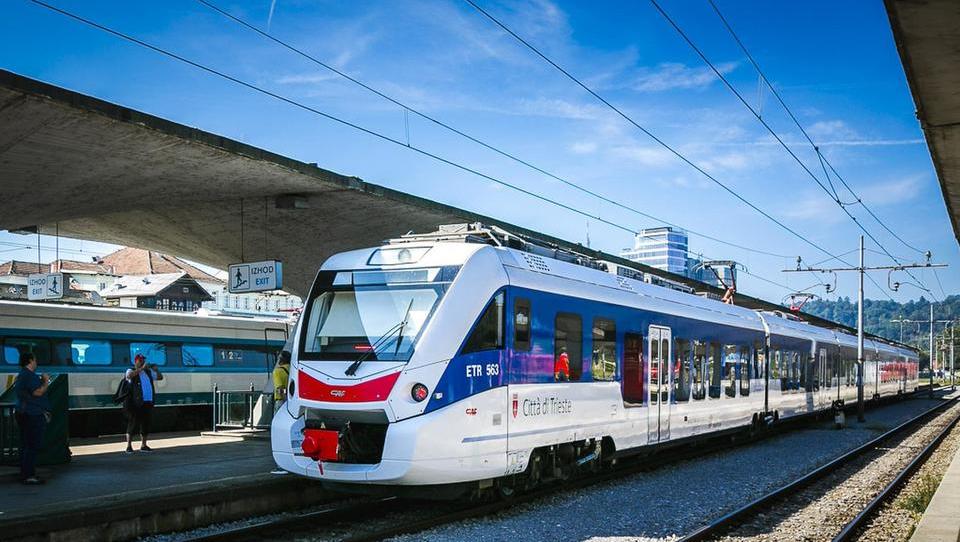 Po sedmih letih spet železniška povezava med Ljubljano in Trstom